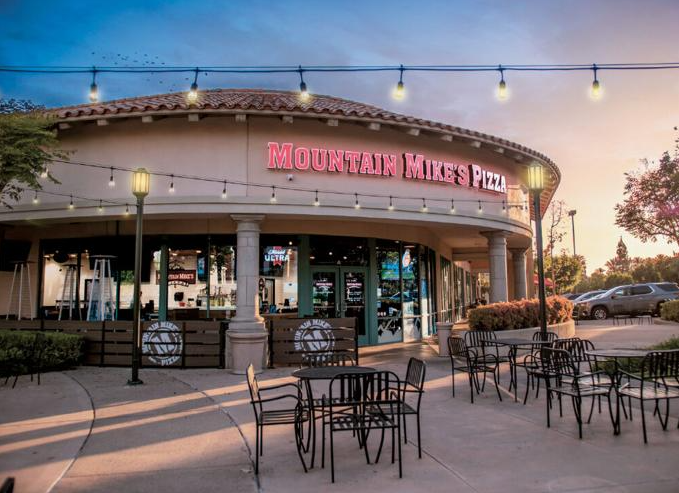 Featured image for “Mountain Mike’s Pizza Leverages California Transplants in Expansion Efforts”